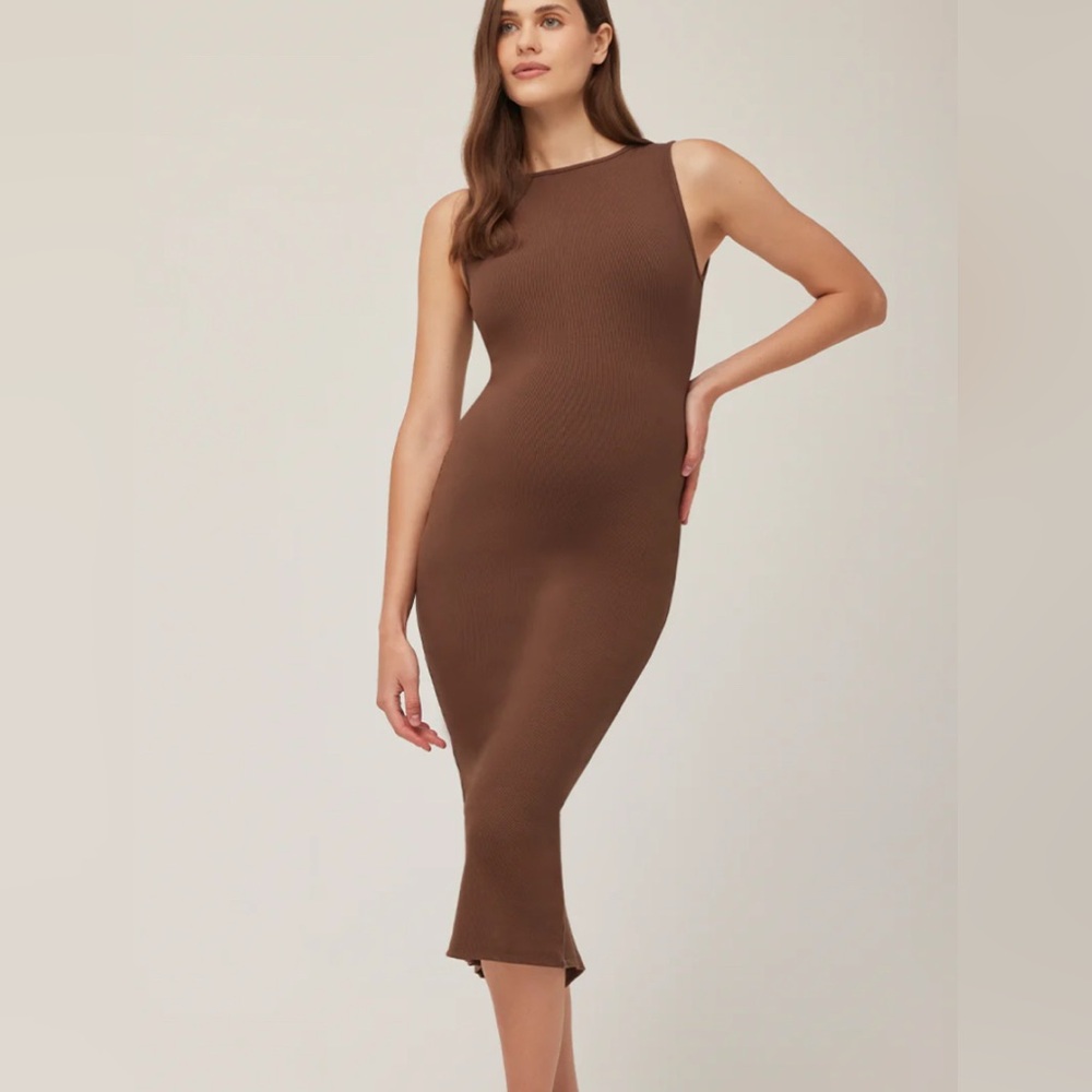 Bumpsuit Sculpting Rib Boat Neck Midi Dress XS